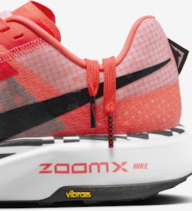 Nike Ultrafly 'Merah Cerah Putih' DX1978-600 3