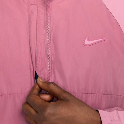 Chaqueta Retro Nike Unisex con Cremallera Completa Rosa. FN7666-667 Details for Chaqueta Retro Nike Unisex con Cremallera Completa Rosa. FN7666-667