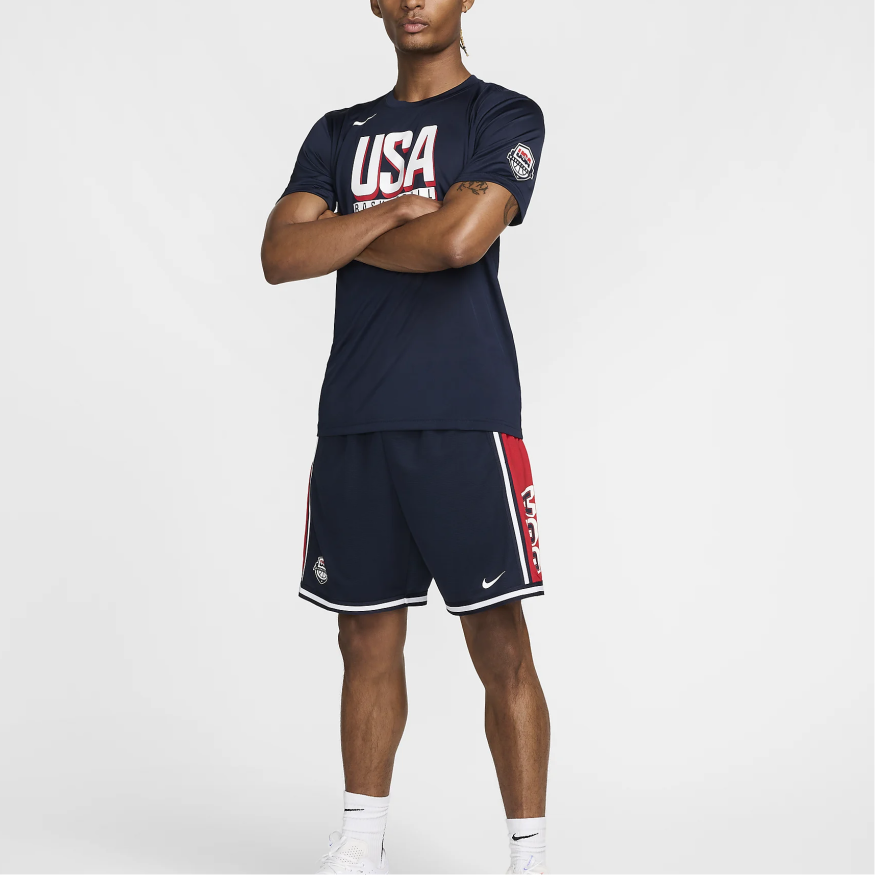 Lookbook Nike USAB Celana Basket Obsidian/Gym Red/White Seri Olympic Sweat-Wicking FQ0328-451