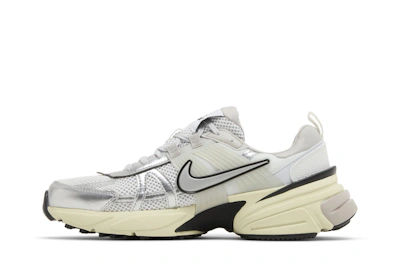 Nike V2K Run 'Pure Platinum Metallic Silver'