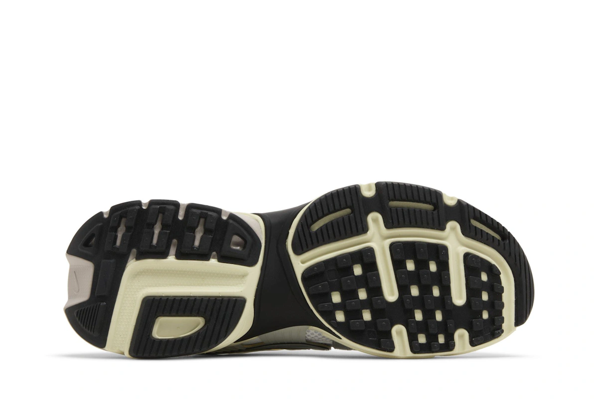 Nike V2K Run 'Pure Platinum Metallic Silver'