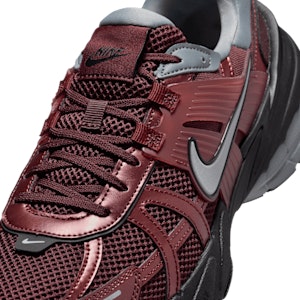 나이키 V2K 런 HJ4497-600 Sizing 나이키 V2K 런 HJ4497-600