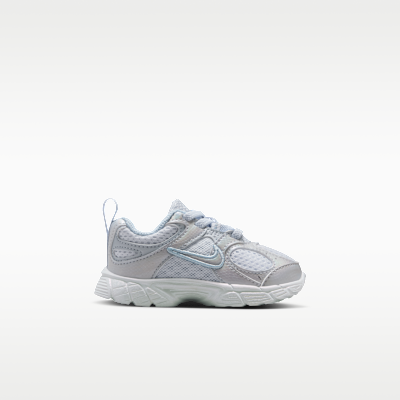 Lookbook Nike V5 RNR Voetbal Grijs/Licht Blauw/Voetbal Blauw IQ7405-001