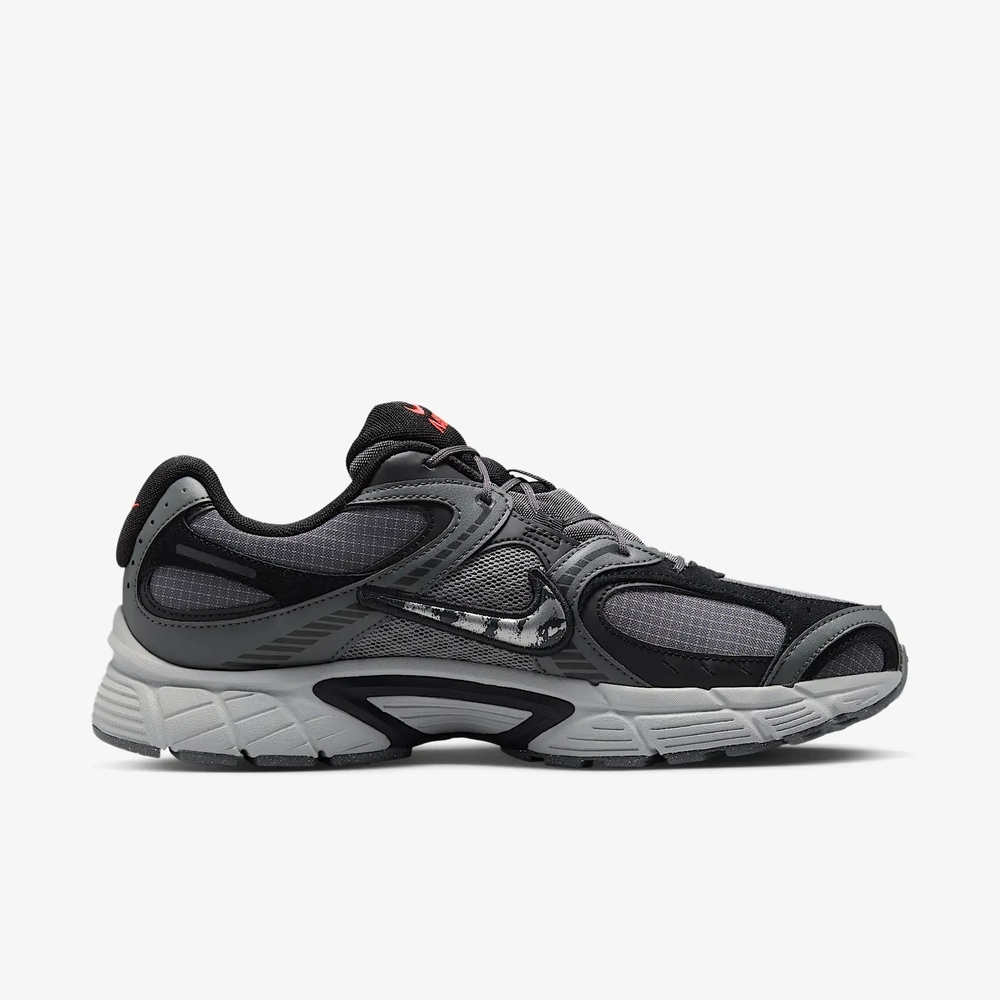Lookbook NIKE V5 RNR SE 休闲鞋 IM6769068