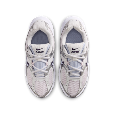 Shop (JR) ナイキ V5 RNR スニーカー ライトバイオレット/メタリックシルバー/ケイブパープル/ゴースト HQ6411-500