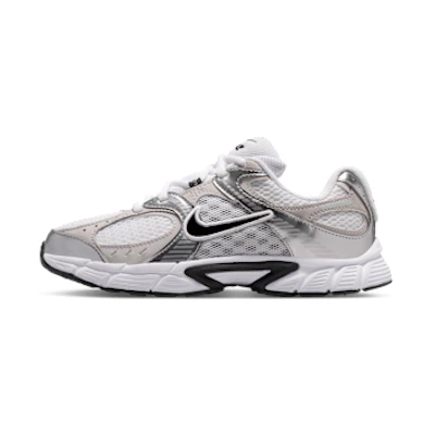 Nike V5 RNR Sneakers White/Burt s Gray/College Gray/Black