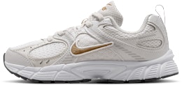 nike-v5-rnr-sneakers-white-metallic-silver-photon-dust-metallic-gold-hq-6412-104