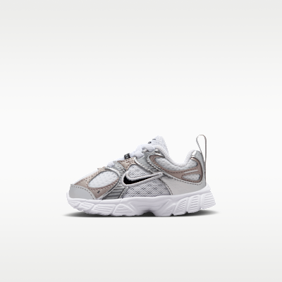 (Infant) Nike V5 RNR Sneakers White/Vast Grey/College Grey/Black IR2949-100