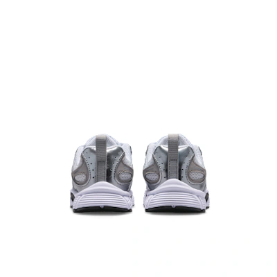 (Youth) Nike V5 RNR White/Bust Gray/College Gray/Black