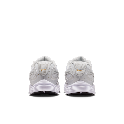 Details for (JR) Nike V5 跑鞋 白色/金屬銀/微光灰/金屬金 HQ6411-104