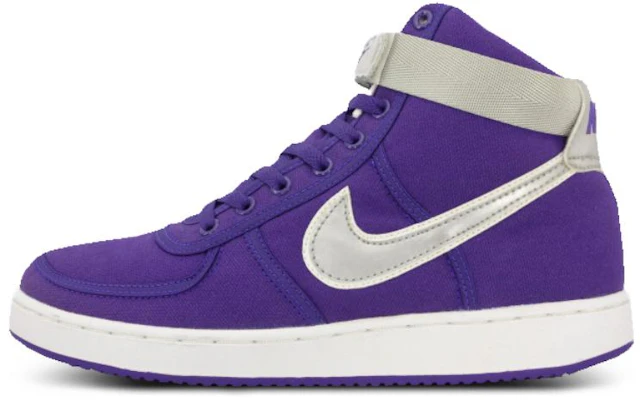 Nike Vandal Canvas ''co. jp'' Sneakers 305607-501 Buy Nike Vandal Canvas ''co. jp'' Sneakers 305607-501
