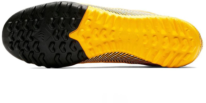 Nike vapor 12 academy njr tf hotsell