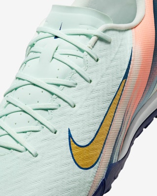 나이키 베이퍼 16 아카데미 머큐리얼 드림 스피드 '베얼리 그린 크림슨' FZ1386-300 Sizing 나이키 베이퍼 16 아카데미 머큐리얼 드림 스피드 '베얼리 그린 크림슨' FZ1386-300