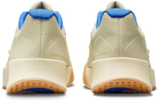 Nike Vapor Lite 3 Sneaker HF7831-200 Details for Nike Vapor Lite 3 Sneaker HF7831-200