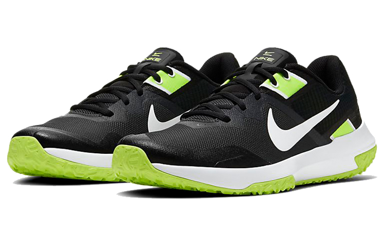 Lookbook 나이키 바시티 컴피트 TR 3 '다크 스모크 그레이 볼트' CJ0813-004