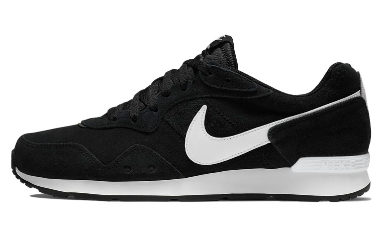 Nike Venture Low-Top Black/White CQ4557-001