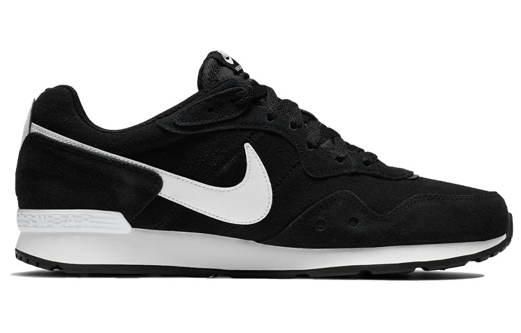 Order Nike Venture Runner 低幫復古跑步鞋 黑白