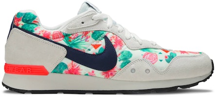 Nike Venture Runner 'N7' CV8983-001 Nike Venture Runner 'N7' CV8983-001