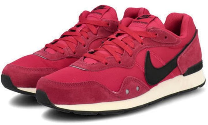 ナイキ ベンチャーランナー "ザクロ" (Nike Benchārannā "Zakuro") CK2944-601 Lookbook ナイキ ベンチャーランナー "ザクロ" (Nike Benchārannā "Zakuro") CK2944-601