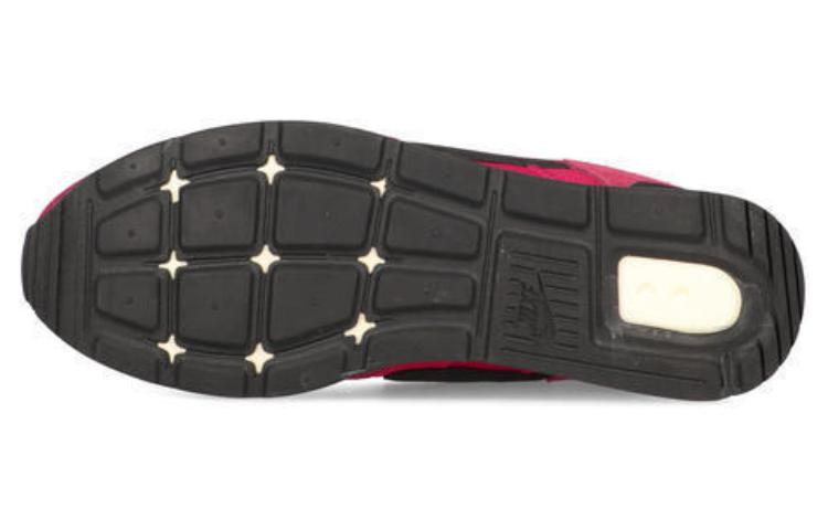 Details for Nike Venture Runner ''Granaatappel'' CK2944-601