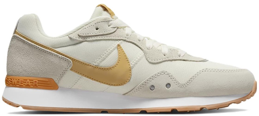 Nike Venture Runner Wear-resistant Non-Slip Low Tops Retro White Gray CK2944-100 Order Nike Venture Runner Wear-resistant Non-Slip Low Tops Retro White Gray CK2944-100