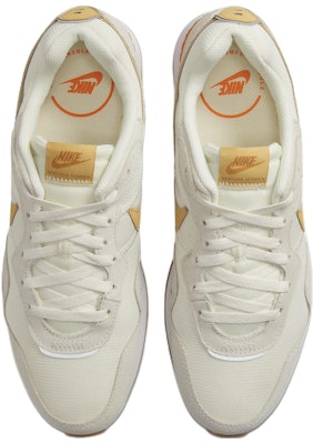 Nike Venture Runner Wear-resistant Non-Slip Low Tops Retro White Gray CK2944-100 Shop Nike Venture Runner Wear-resistant Non-Slip Low Tops Retro White Gray CK2944-100