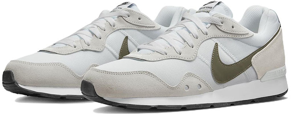 耐克Venture Runner‘白色中橄榄绿’ 运动鞋 CK2944-101 Lookbook 耐克Venture Runner‘白色中橄榄绿’ 运动鞋 CK2944-101