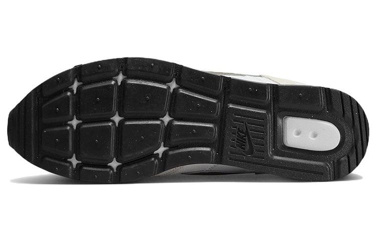 Sizing Nike Venture Runner ''Bianco Verde Oliva Medio'' CK2944-101