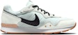 Nike Venture Runner Beige/Hitam DJ1998-100