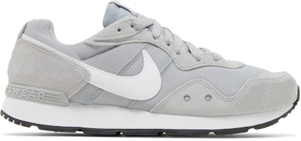 Nike Venture Runner Wide 'Light Smoke Grey' DM8453-003 Nike Venture Runner Wide 'Light Smoke Grey' DM8453-003