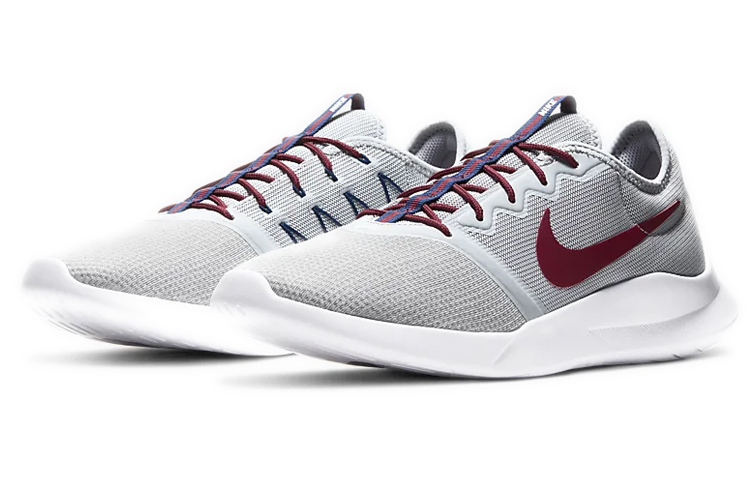 Lookbook Nike Viale Tech Racer Gris/Rouge AT4209-005
