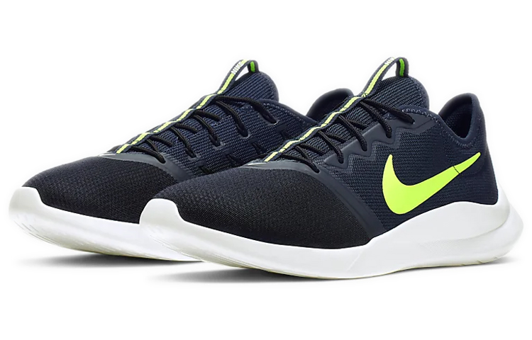 Lookbook Nike Viale Tech Racer Obsidian - Baskets Nike Viale Tech Racer Obsidienne AT4209-400