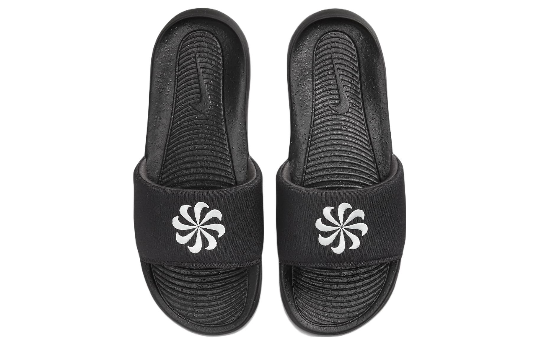 Lookbook Nike Victori One Next Nature Slide 'Black Recyclable Material' DM8598-002