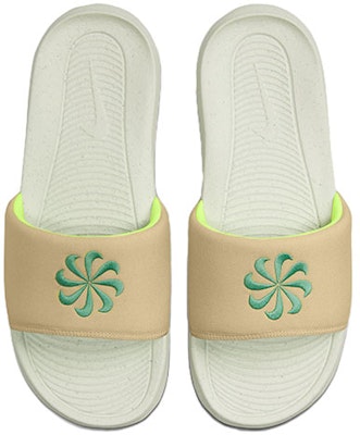 Nike Victori One Next Nature Slide 'Materiales Reciclados - Amarillo Verde' DM8598-200 Lookbook Nike Victori One Next Nature Slide 'Materiales Reciclados - Amarillo Verde' DM8598-200