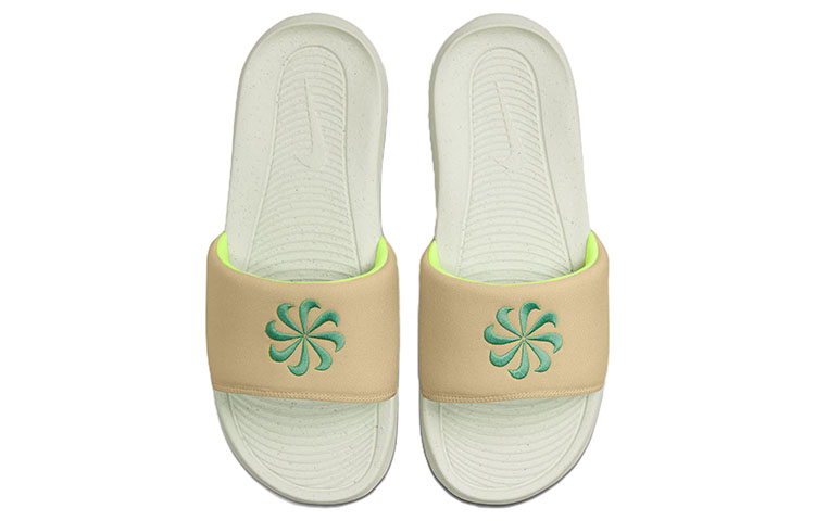 Lookbook Nike Victori One Next Nature Slide ''Materiali Riciclati - Giallo Verde'' DM8598-200