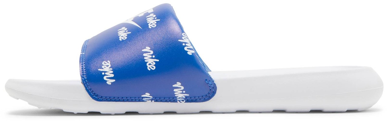 Nike Victori One Printed Slide 'Cetakan Penuh Logo Nike' CN9678-400 Lookbook Nike Victori One Printed Slide 'Cetakan Penuh Logo Nike' CN9678-400
