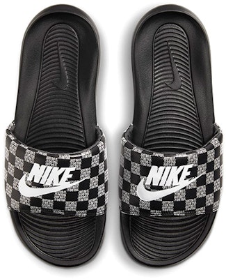 ナイキ ビクトリー ワン プリント スライド "Just Do It チェッカー" CN9678-004 Lookbook ナイキ ビクトリー ワン プリント スライド "Just Do It チェッカー" CN9678-004