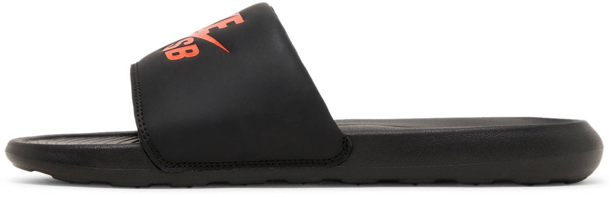 Nike Victori One Slide 'Hitam Team Oren' DR2018-002 Lookbook Nike Victori One Slide 'Hitam Team Oren' DR2018-002