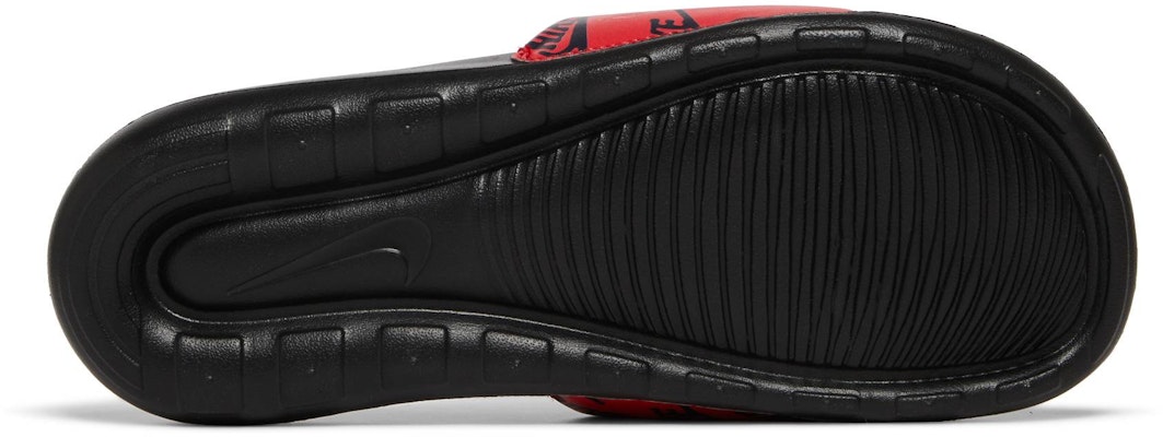 Nike Victori One Slide 'Repeat Logo - Hitam Merah Universitas' CN9678-601 Shop Nike Victori One Slide 'Repeat Logo - Hitam Merah Universitas' CN9678-601