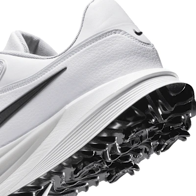 Nike Victory Pro 4 Kasut Sukan HM9220-100 2