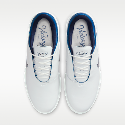 Shop Zapatos de Golf Nike Victory Tour 4 Blanco Summit/Azul Corte/Plateado Metálico FZ4155-103