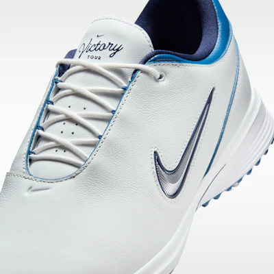 Zapatos de Golf Nike Victory Tour 4 Blanco Summit/Azul Corte/Plateado Metálico FZ4155-103 Cheap Zapatos de Golf Nike Victory Tour 4 Blanco Summit/Azul Corte/Plateado Metálico FZ4155-103