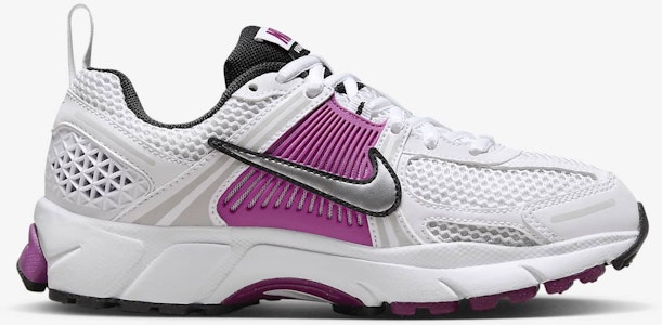 (JR) Nike Vomero 17 ‘Talaria’ 'Volt Putih Cerah' FZ8587-700 HF6998-102 Lookbook (JR) Nike Vomero 17 ‘Talaria’ 'Volt Putih Cerah' FZ8587-700 HF6998-102