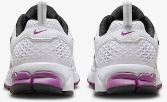 ナイキ ヴォメロ 17 ‘タラリア’ 'ボルト ホワイト ブライト' FZ8587-700 HF6998-102 Details for ナイキ ヴォメロ 17 ‘タラリア’ 'ボルト ホワイト ブライト' FZ8587-700 HF6998-102