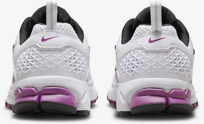 (Youth) Nike Vomero 17 ‘Talaria’ 'Volt White Bright' FZ8587-700 Details for (Youth) Nike Vomero 17 ‘Talaria’ 'Volt White Bright' FZ8587-700