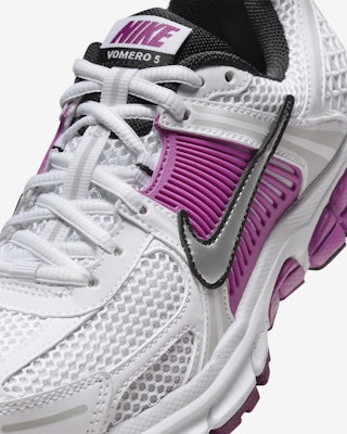 (Youth) Nike Vomero 17 ‘Talaria’ 'Volt White Bright' FZ8587-700 Sizing (Youth) Nike Vomero 17 ‘Talaria’ 'Volt White Bright' FZ8587-700
