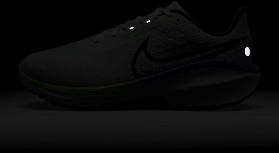 ナイキ ボメロ 17 FN1139-100 3