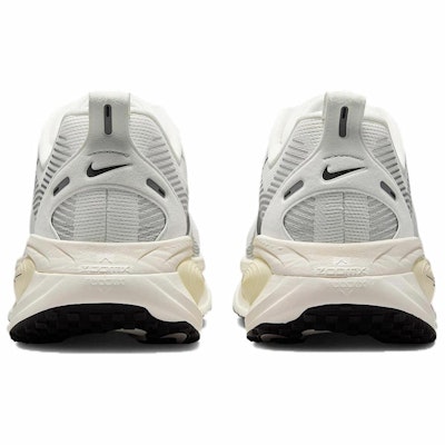 Nike Vomero 18「椰奶色」 HM6803-101 Purchase Nike Vomero 18「椰奶色」 HM6803-101