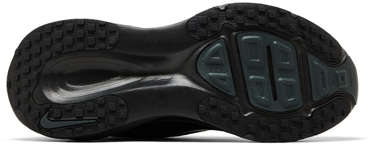 Nike Vomero 18 'Triple Black' Hitam Penuh HM6803-005 Shop Nike Vomero 18 'Triple Black' Hitam Penuh HM6803-005