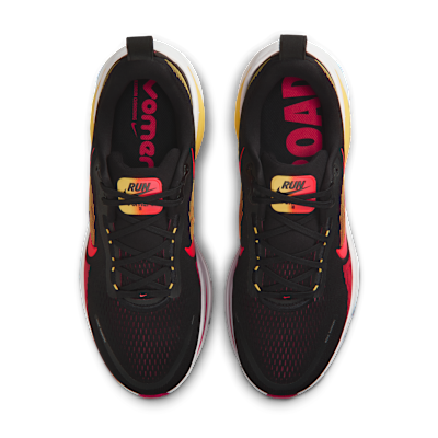 Shop ナイキ ヴォメロ 18 ブラック/ライトクリムゾン/トパーズゴールド/ブライトクリムゾン HM6803-016